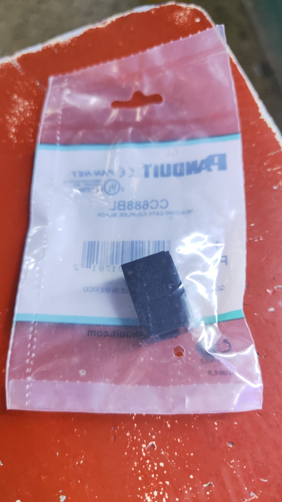 ACOPLADORES (Enfrentadores) RJ45/RJ45 CAT 6 PANDUIT NEGRO