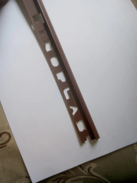 PERFIL MAYOLICA PVC MARRON OSCURO 10.5