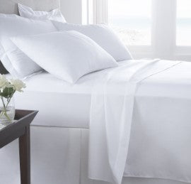 SABANA BLANCA POLYEYSTER 1 CUBRE COLCHON + 1 SOBRE SABANA+ 1 FUNDA ALMOHADAS "BLANCO"