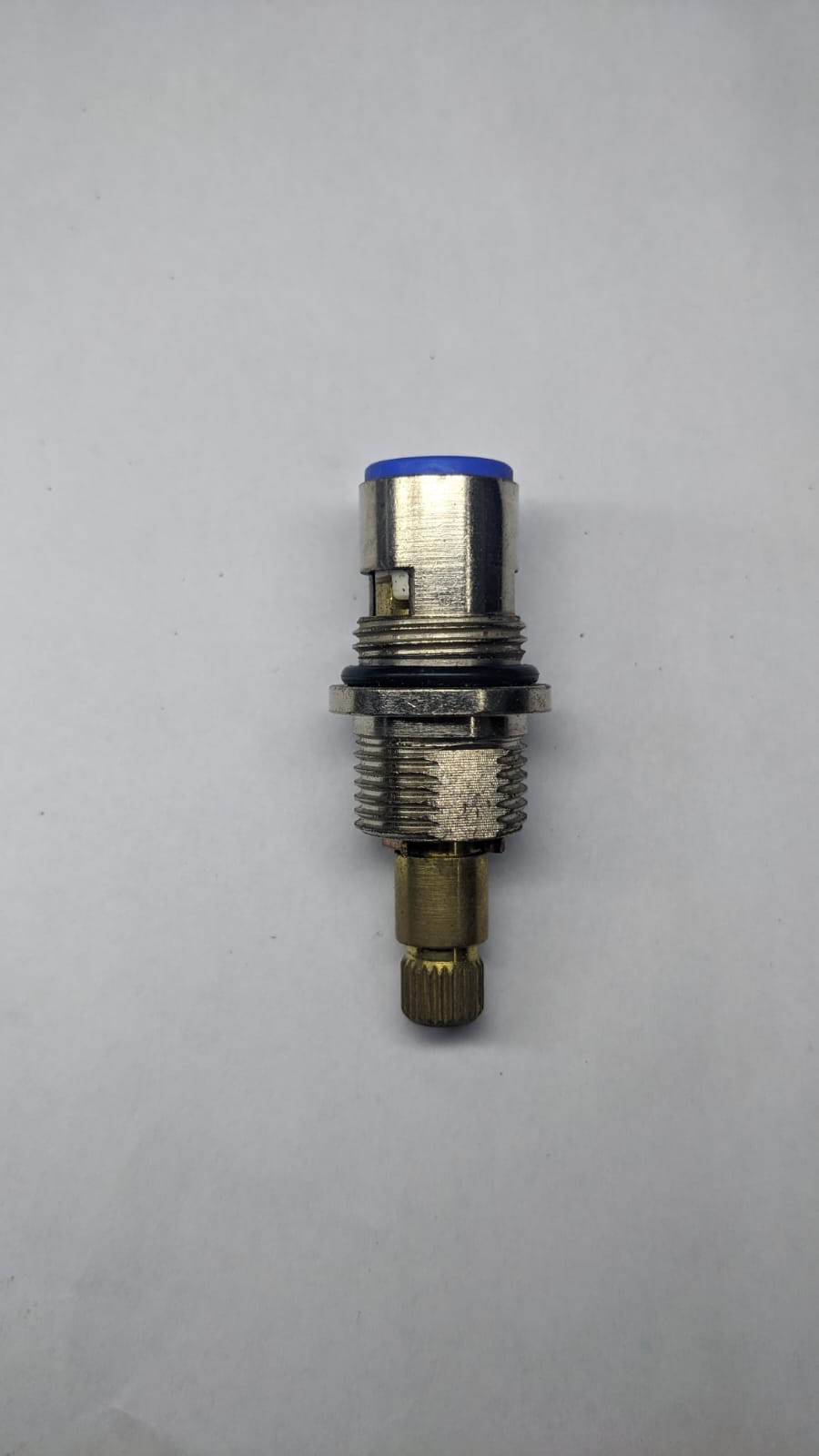 VASTAGO "IMPORTADO" HILO FINO 55.18mm x 15.39mm