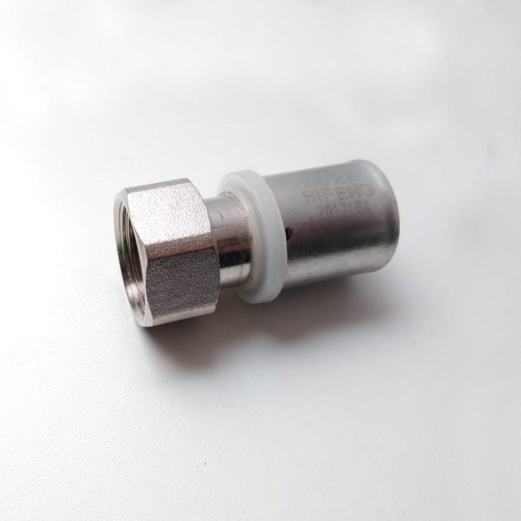 ADAPTADOR RECTO GRAFADO HEMBRA 1216 - 1/2 NPT