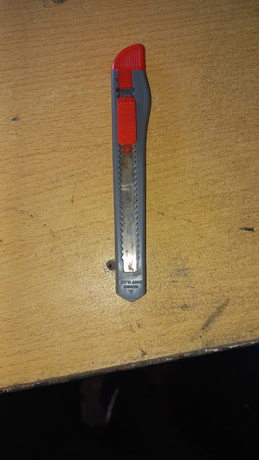 CUTTER DELGADO "W-MAX"