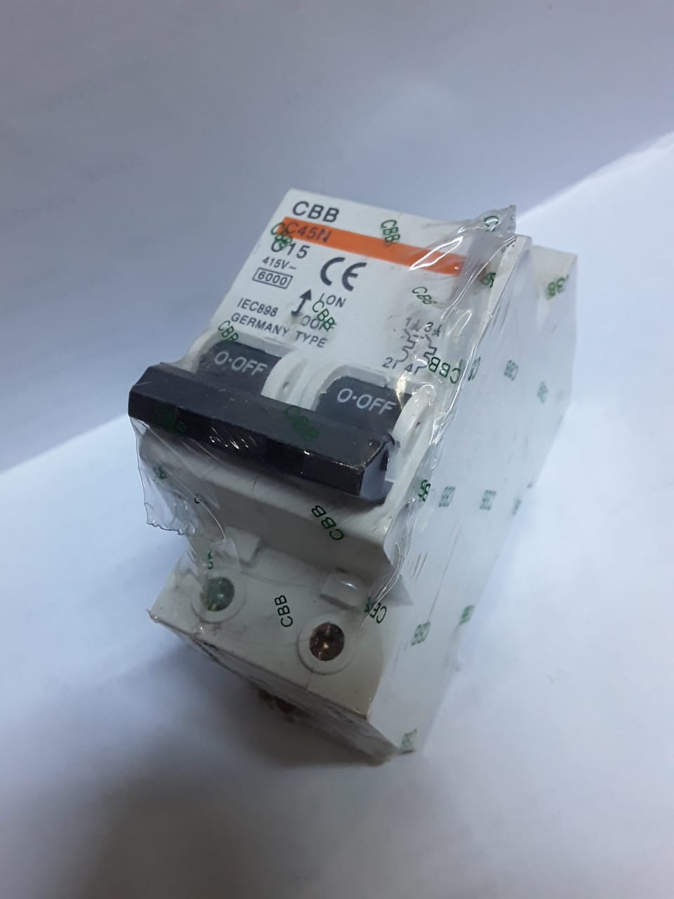 LLAVE TERMICA MONOFASICO 15A "CBB"