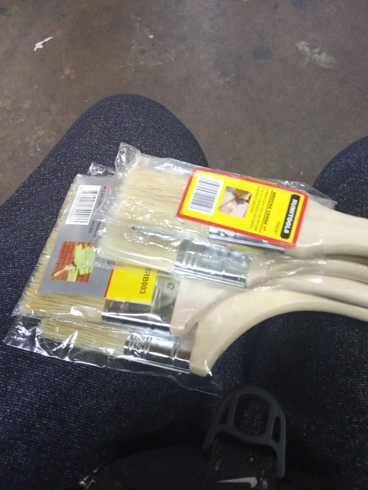 BROCHA CERDA BLANCA 2"