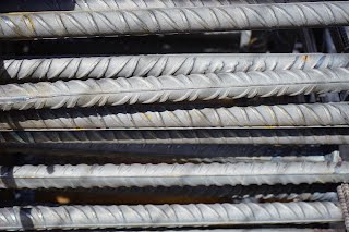 FIERRO CONSTRUCCION 8"