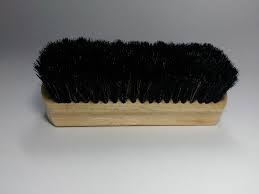 ESCOBILLA ZAPATO GRANDE 4" 3/4 x 1 1/2"