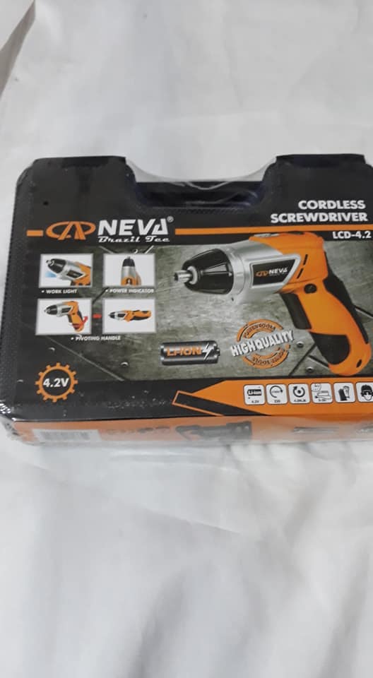 TALADRO INALAMBRICO  4.2v TECNOLOGIA BRASILERA  220V