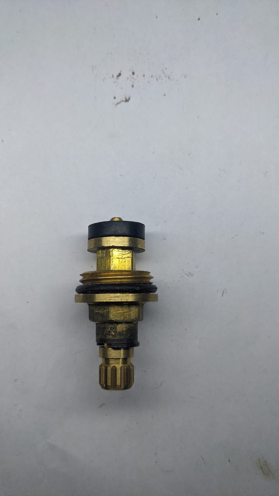 VASTAGO "NACIONAL" HILO GRUESO 45.97mm X 19.38mm
